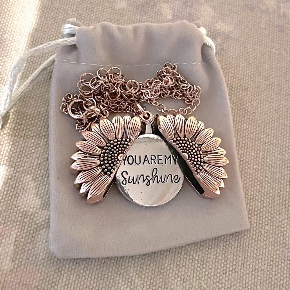 Sunflower Necklace 🌻
